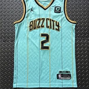 Nike Swingman Jersey Charlotte Hornets Buzz City Lamelo Ball# 2 Mens Size 44